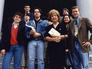 Sofia Corradi  nel 1992 con alcuni studenti