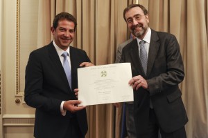 Da sinistra, Ivan Garzesi e il Console generale, Stefano Nicoletti